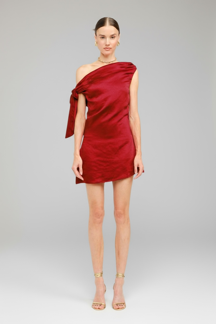 Vestido corto satinado